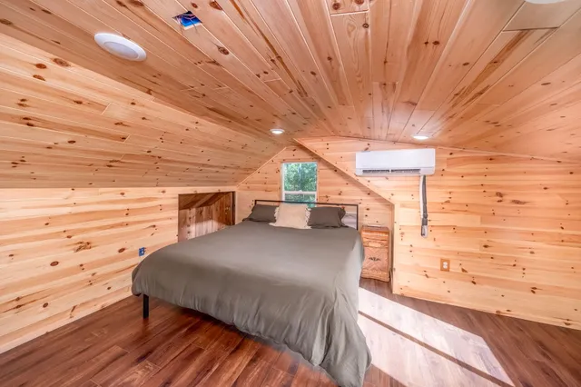 $215,000 | 22820 Northland Drive, Paris, MI 49338