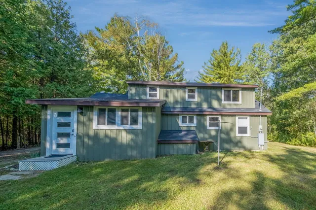 $215,000 | 22820 Northland Drive, Paris, MI 49338