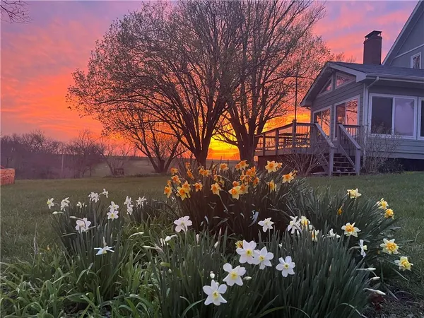 $895,000 | 14976 150th Street, Bonner Springs, KS 66012