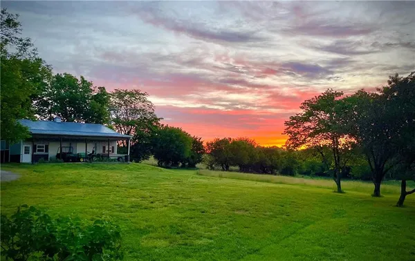 $895,000 | 14976 150th Street, Bonner Springs, KS 66012