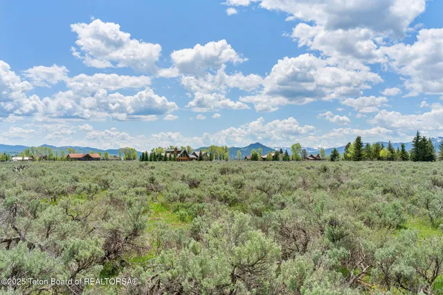 $5,250,000 | 505 East Trap Club Road, Jackson, WY 83001