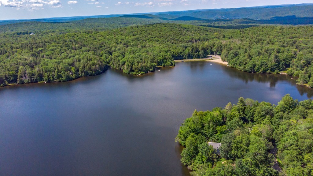 68 Woodchuck Hollow Road Tolland, MA 01034 - Photo 10 of 42 Gallery Image 10