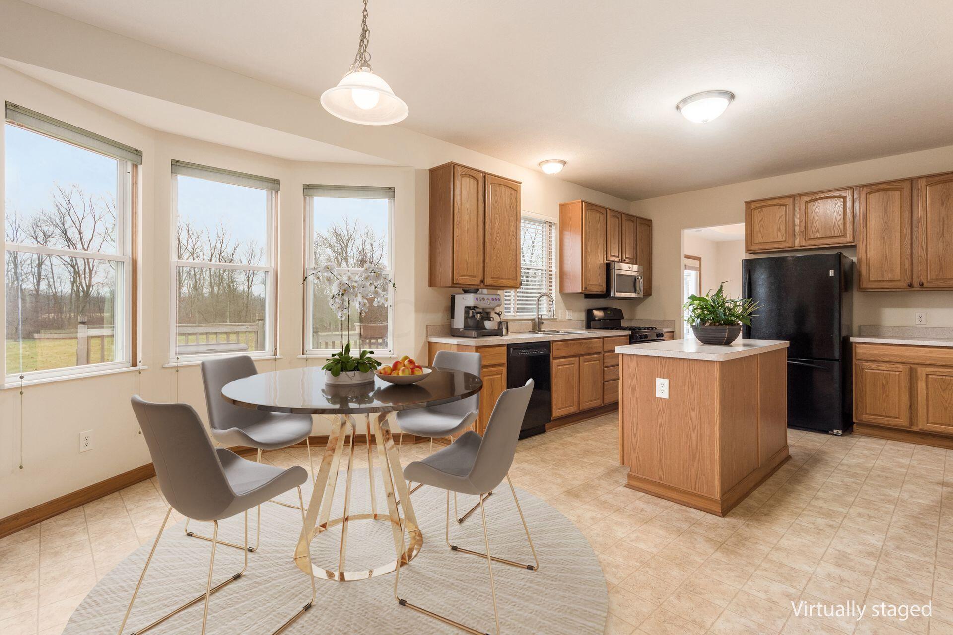 405 Shellbark Road Marysville, OH 43040 - Photo 15 of 39 Kitchen - VIRTUALLY STAGED