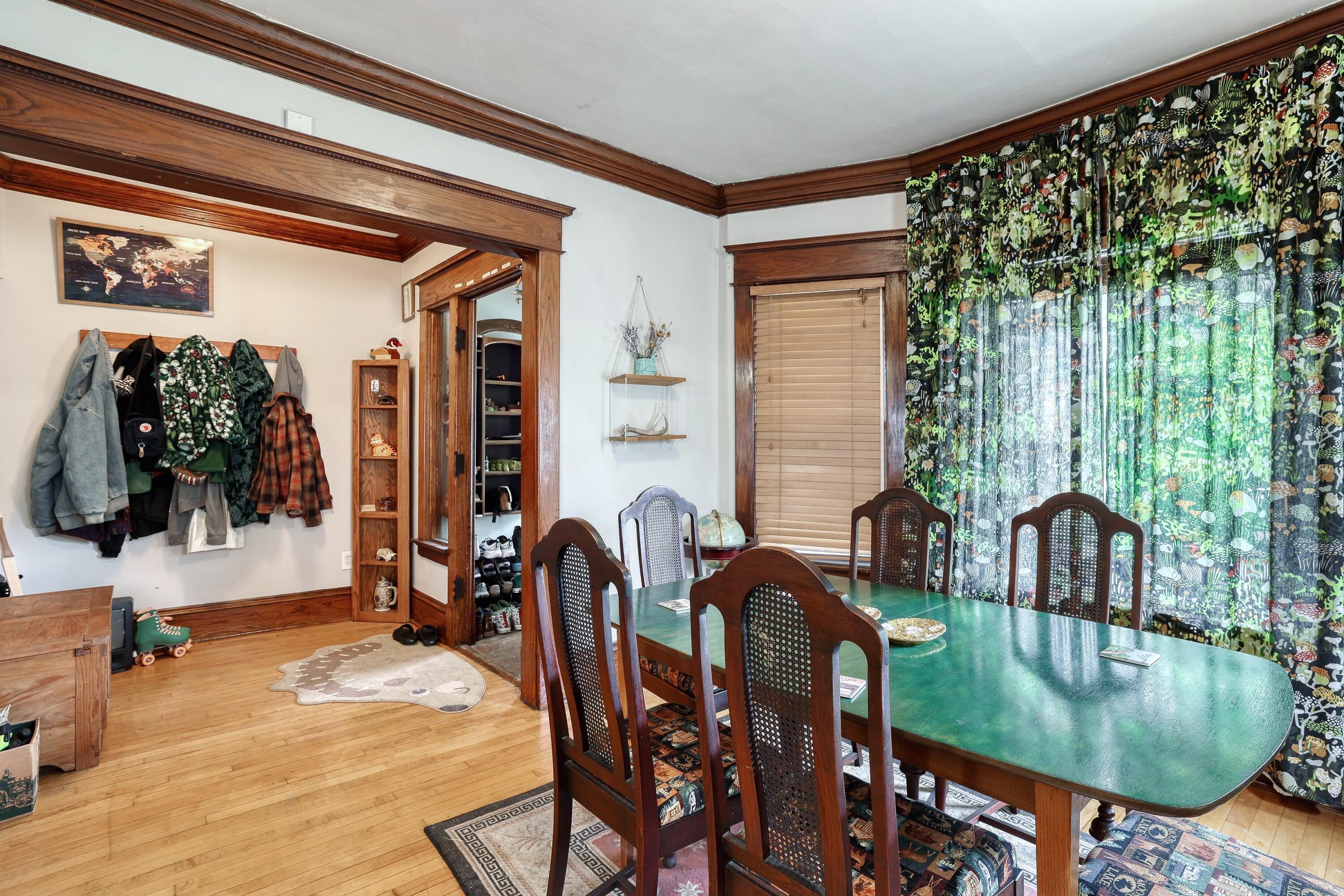 2017 North 48th Street, Unit 2019 Milwaukee, WI 53208 - Photo 8 of 36 Dinning Room U1
