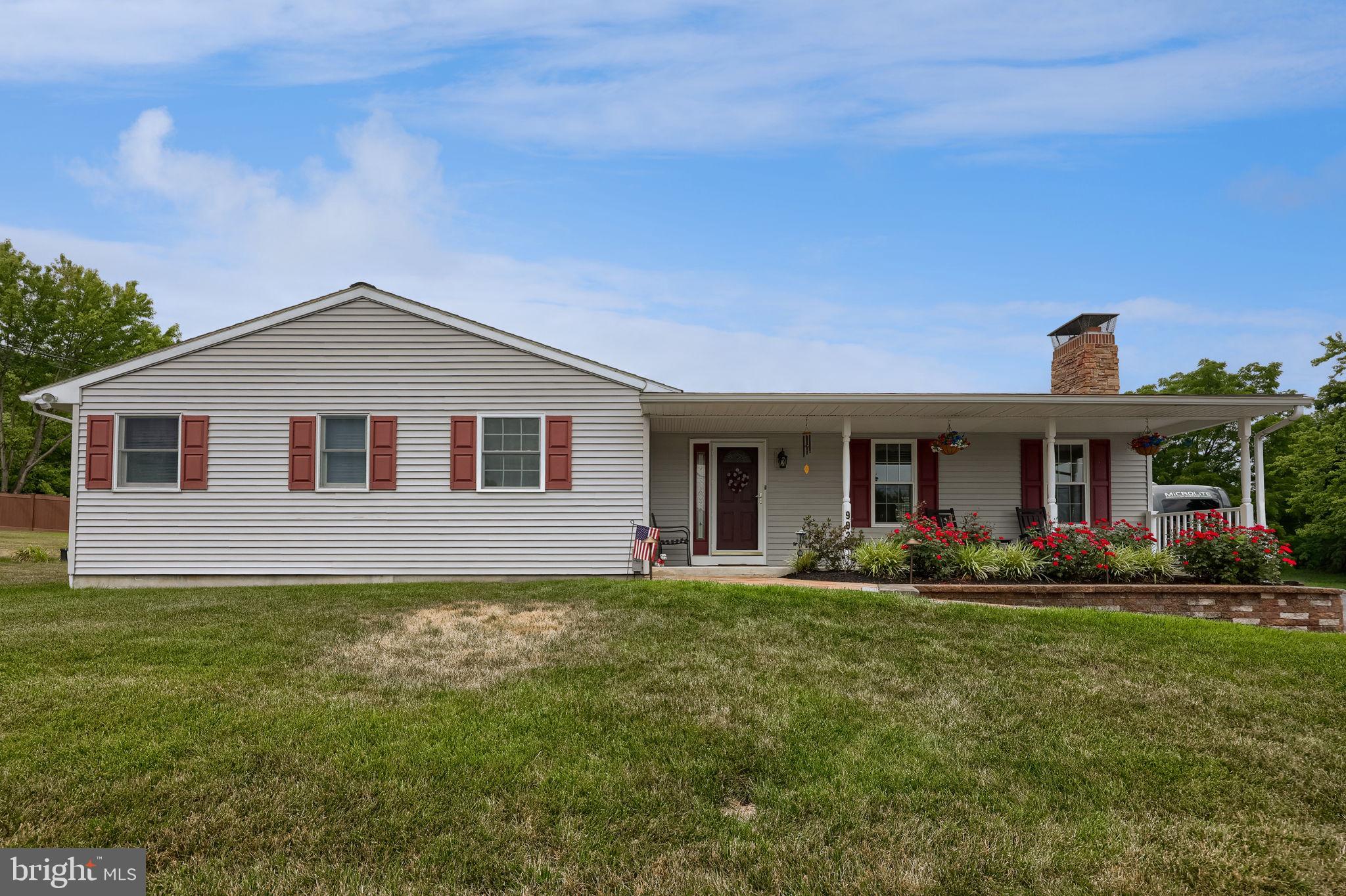 902 Fritztown Road Reading, PA 19608 - Photo 2 of 44