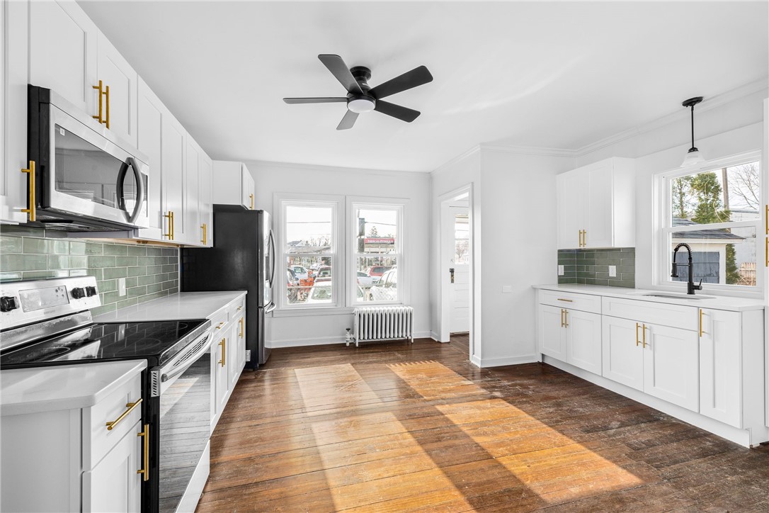 62 Bain Street Cranston, RI 02920 - Photo 12 of 32