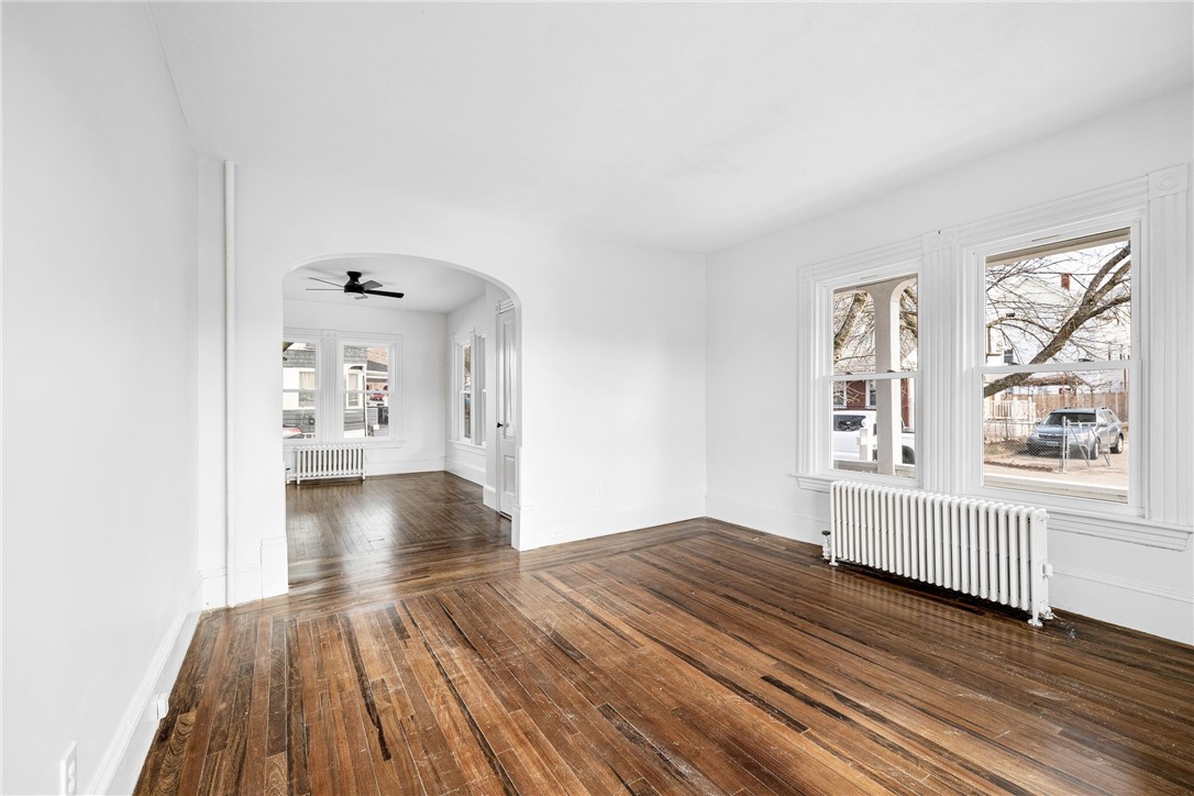 62 Bain Street Cranston, RI 02920 - Photo 8 of 32