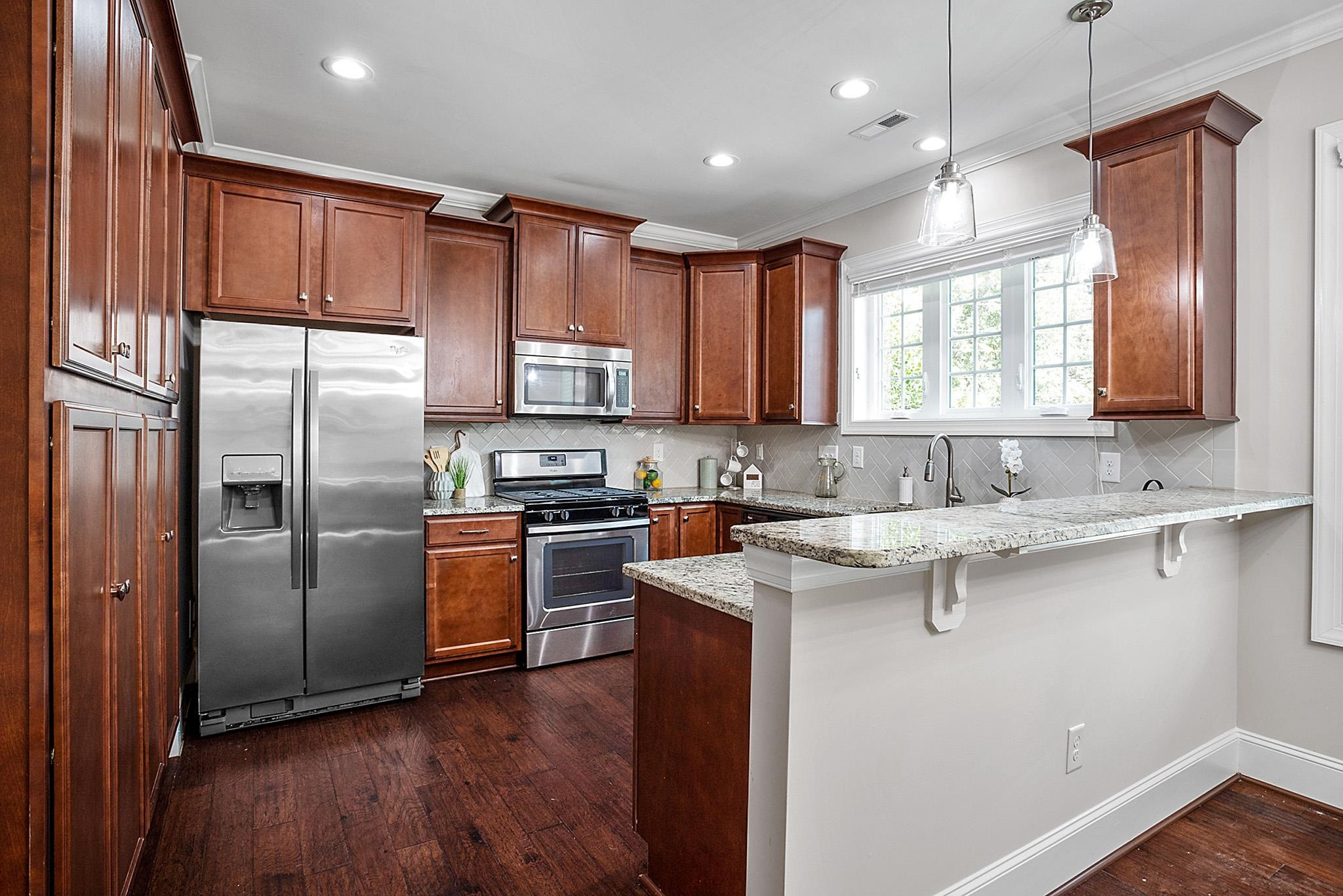 2820 Plumfield Place Raleigh, NC 27607 - Photo 2 of 24 Photo 2