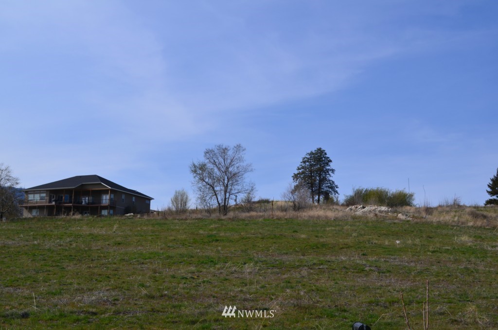 548 Division Street Manson, WA 98831 - Photo 9 of 9 Gallery Image 9
