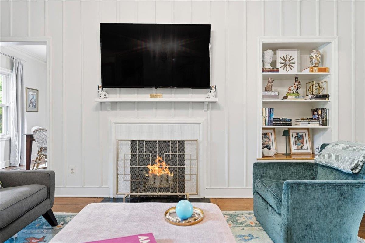160 Picardy Street Memphis, TN 38111 - Photo 12 of 38 a living room with furniture and a flat screen tv