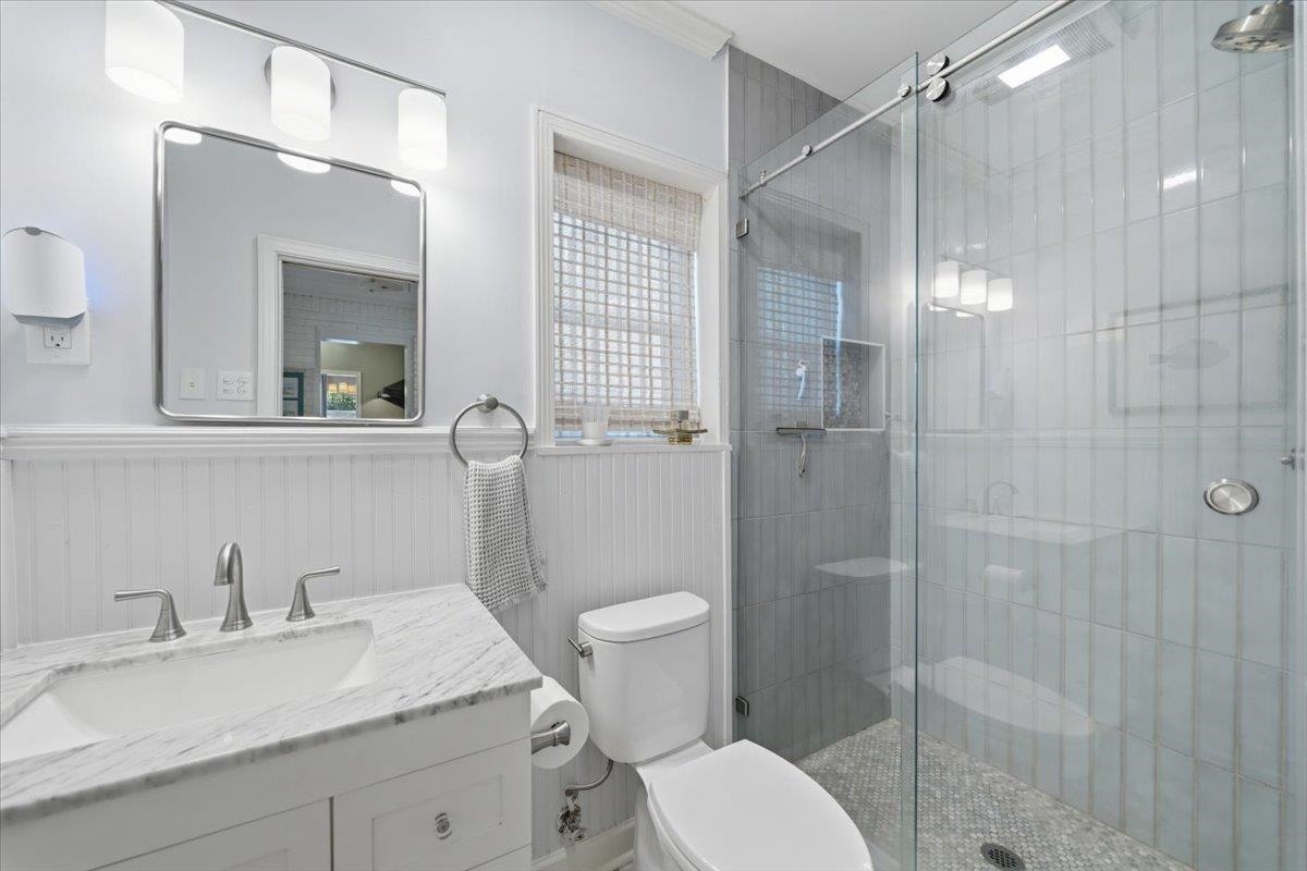 160 Picardy Street Memphis, TN 38111 - Photo 24 of 38 a bathroom with a sink toilet and shower