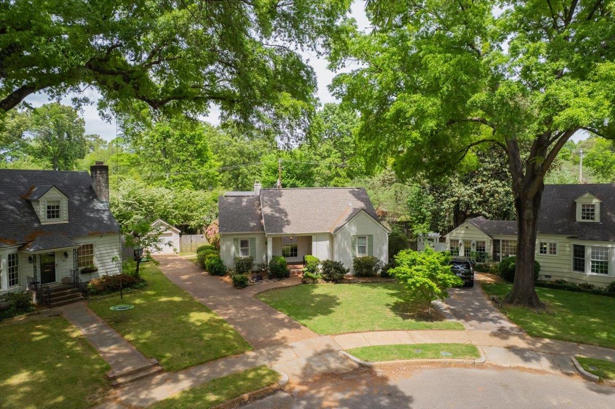 160 Picardy Street Memphis, TN 38111 - Photo 33 of 38 front view of a house with a yard