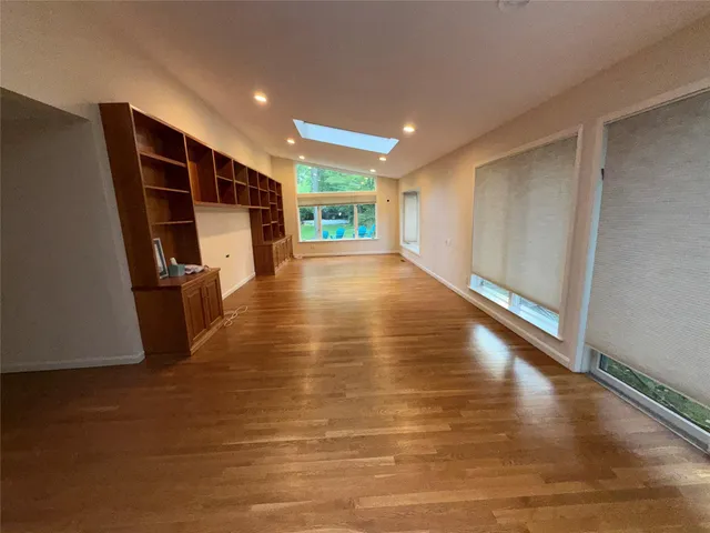 $8,000 | 17 Hilltop Drive West, Great Neck, NY 11021