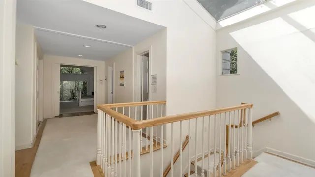 $8,000 | 17 Hilltop Drive West, Great Neck, NY 11021