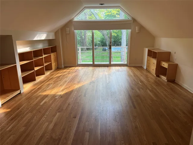 $8,000 | 17 Hilltop Drive West, Great Neck, NY 11021