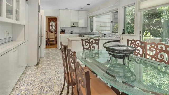 $8,000 | 17 Hilltop Drive West, Great Neck, NY 11021