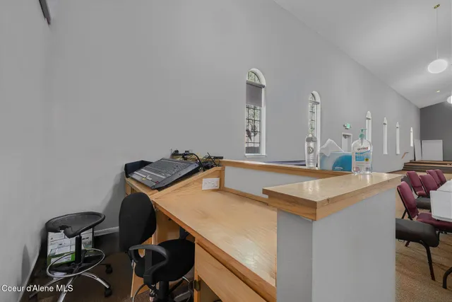 $2,450,000 | 19459 West Riverview Drive, Post Falls, ID 83854