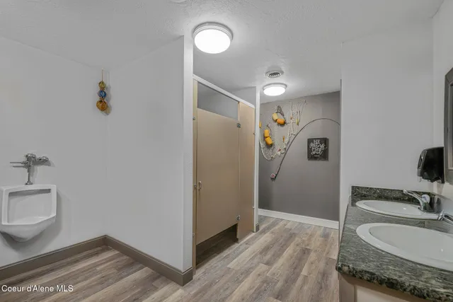 $2,450,000 | 19459 West Riverview Drive, Post Falls, ID 83854