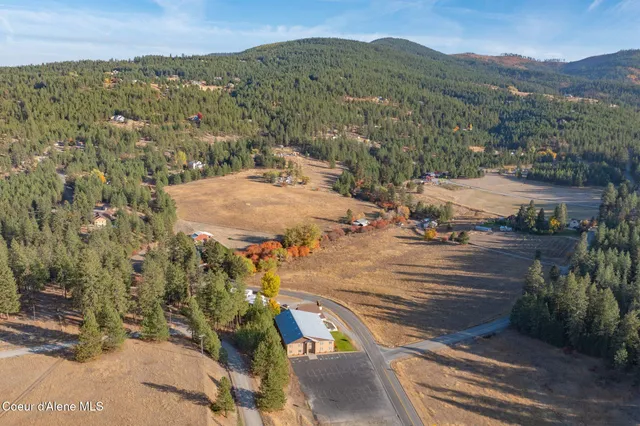 $2,450,000 | 19459 West Riverview Drive, Post Falls, ID 83854