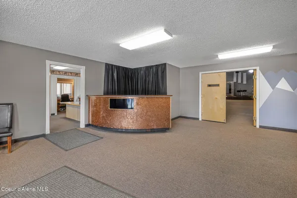 $2,450,000 | 19459 West Riverview Drive, Post Falls, ID 83854