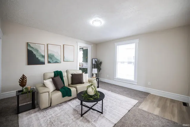 $149,900 | 2007 Columbus Avenue, Anderson, IN 46016