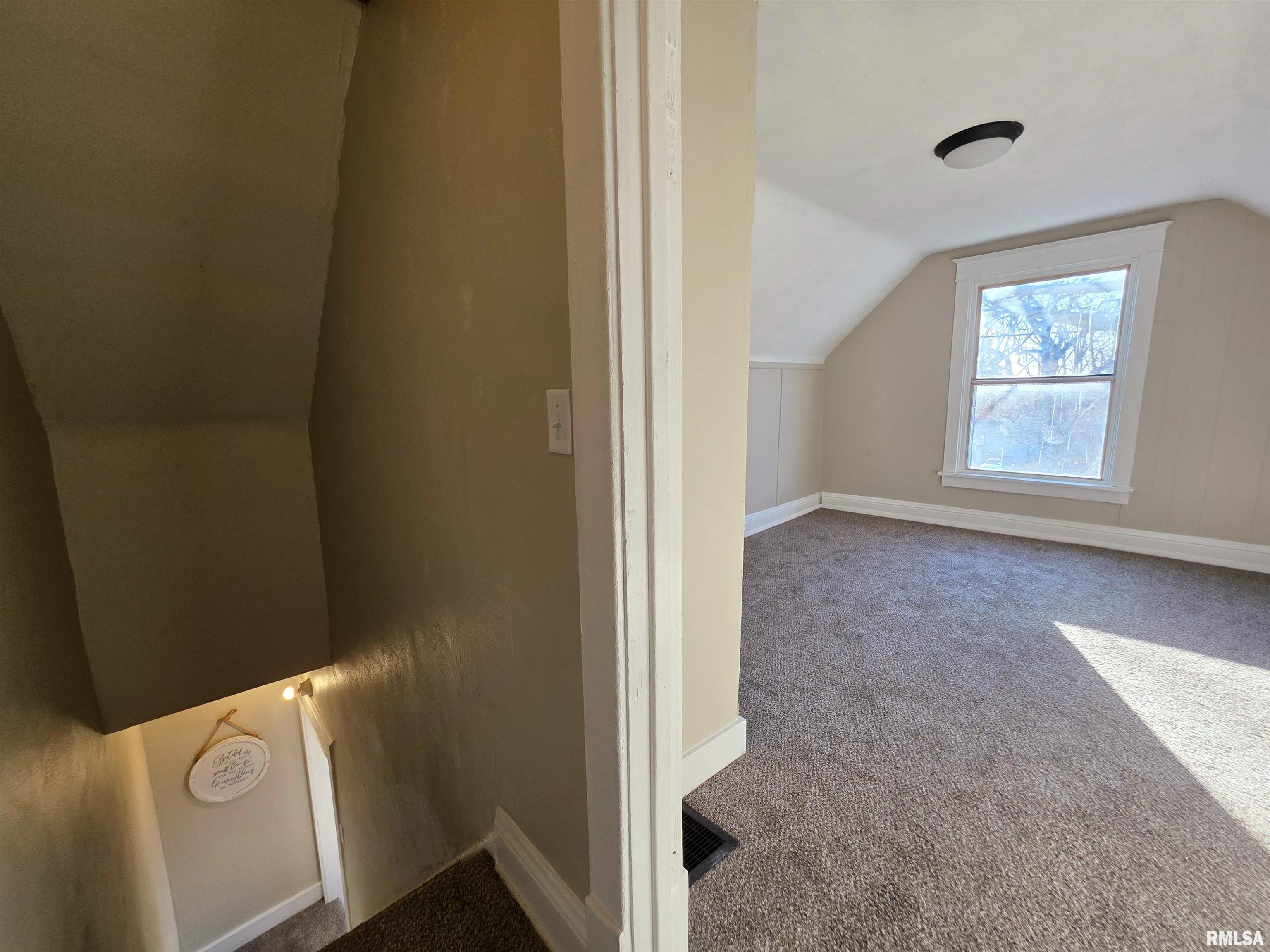 1708 North Machin Avenue Peoria, IL 61604 - Photo 15 of 22