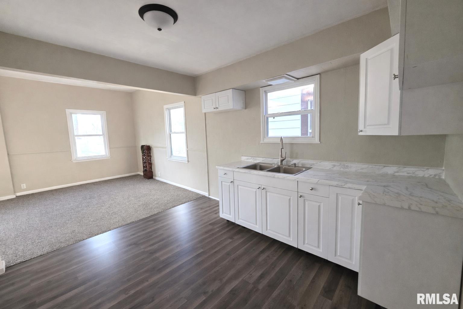 1708 North Machin Avenue Peoria, IL 61604 - Photo 6 of 22