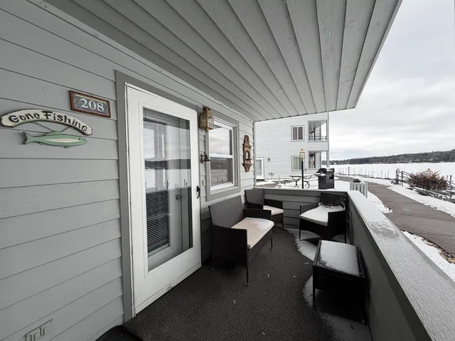 $254,900 | 530 East Hiawatha Drive, Unit 208, Wisconsin Dells, WI 53965