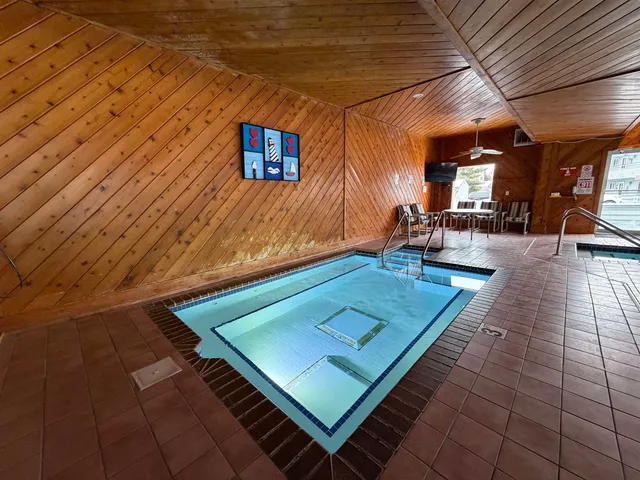 $254,900 | 530 East Hiawatha Drive, Unit 208, Wisconsin Dells, WI 53965