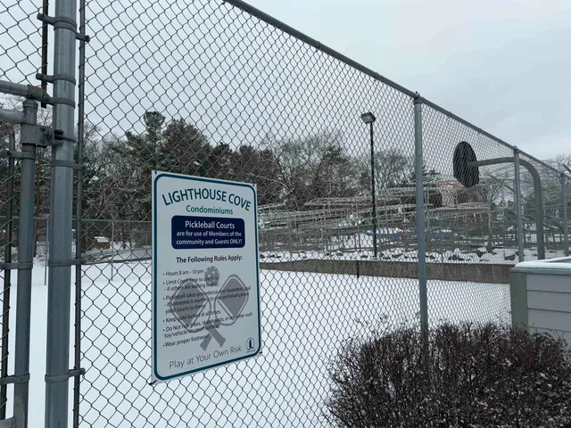 $254,900 | 530 East Hiawatha Drive, Unit 208, Wisconsin Dells, WI 53965