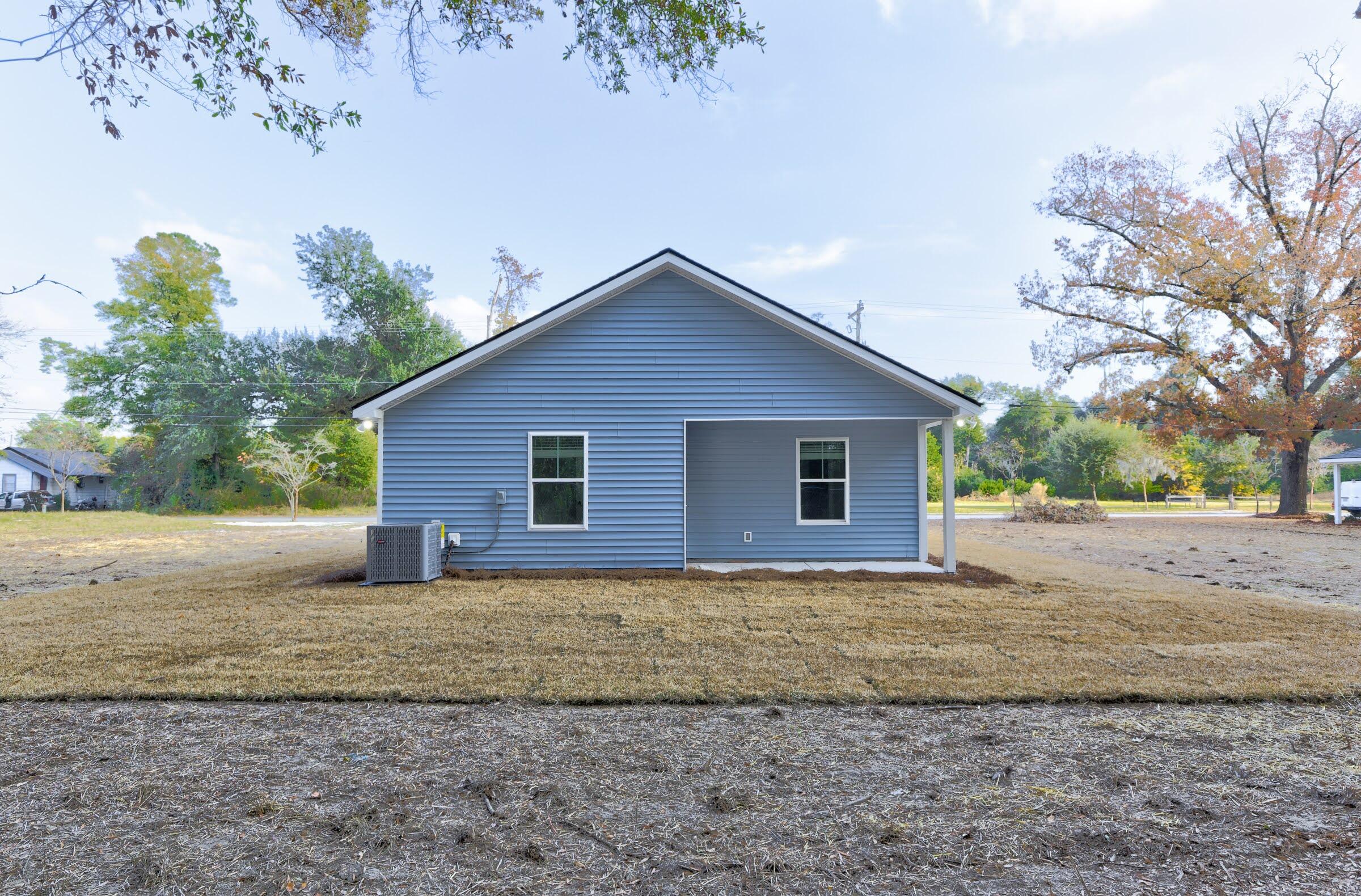 913 North Lemacks Street Walterboro, SC 29488 - Photo 6 of 39 _MG_3586_DxO_7_DxO_8_DxO_Nik_DxO