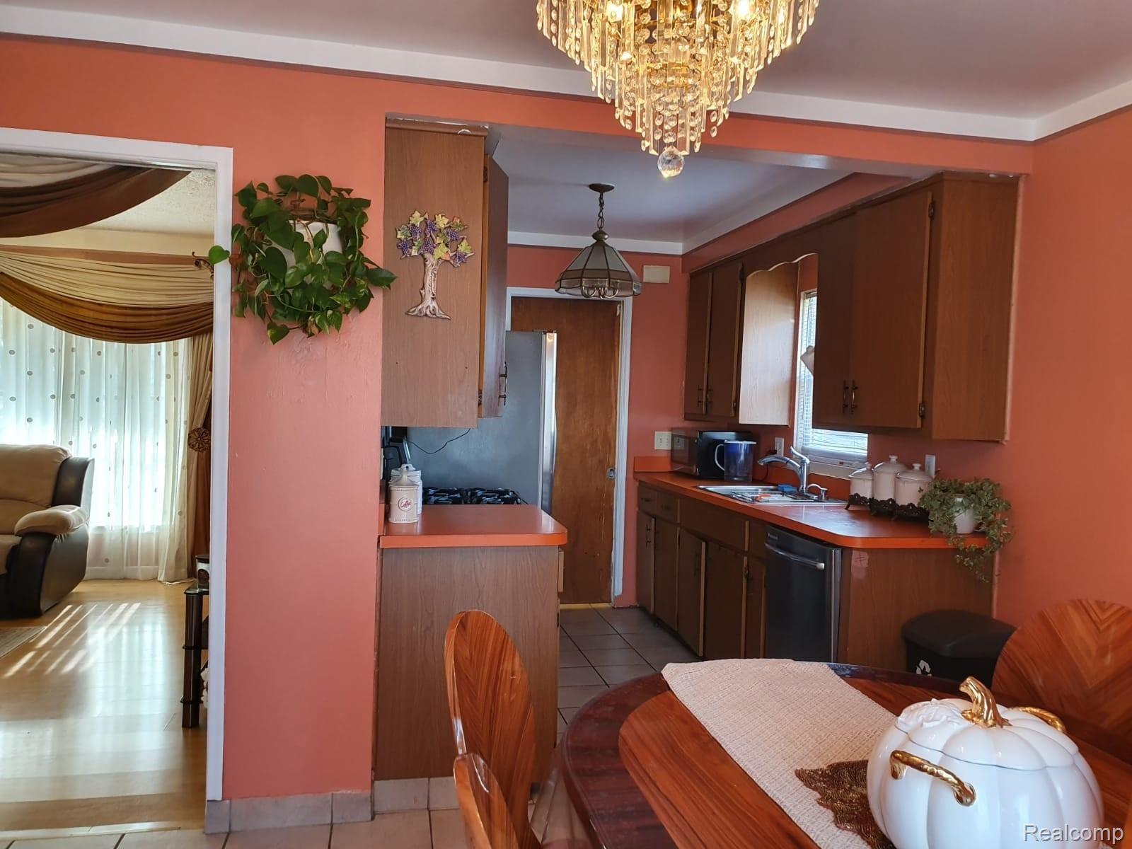 3833 Rome Avenue Warren, MI 48091 - Photo 15 of 23 IMG-20191215-WA0014.jpg