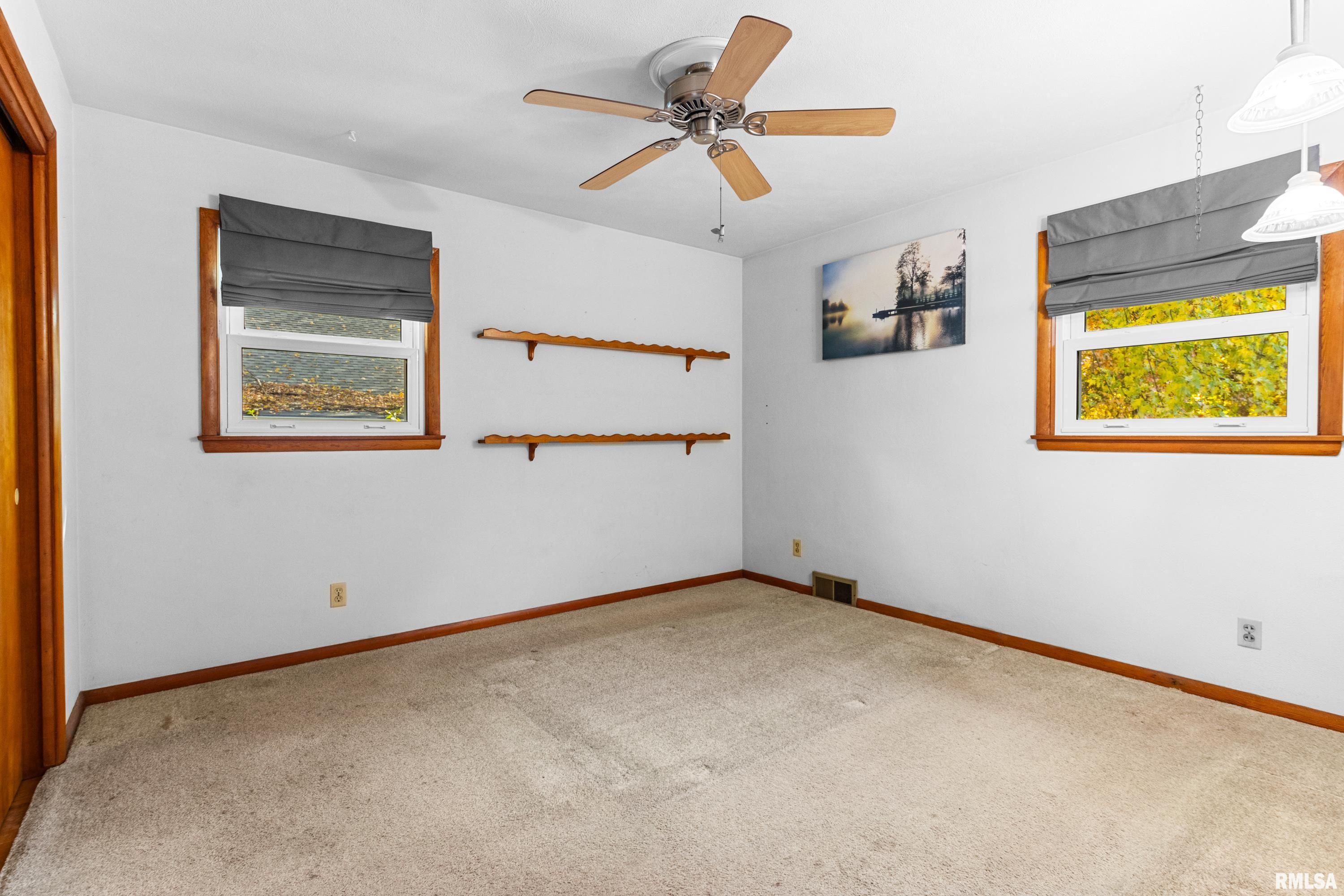 208 East Butternut Street Elmwood, IL 61529 - Photo 26 of 37