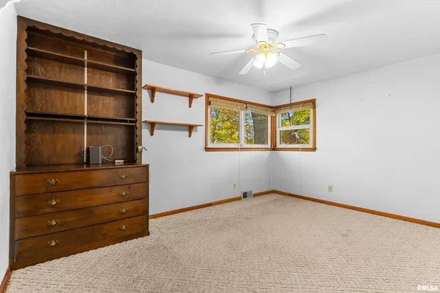 $119,900 | 208 East Butternut Street, Elmwood, IL 61529