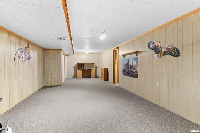 $119,900 | 208 East Butternut Street, Elmwood, IL 61529