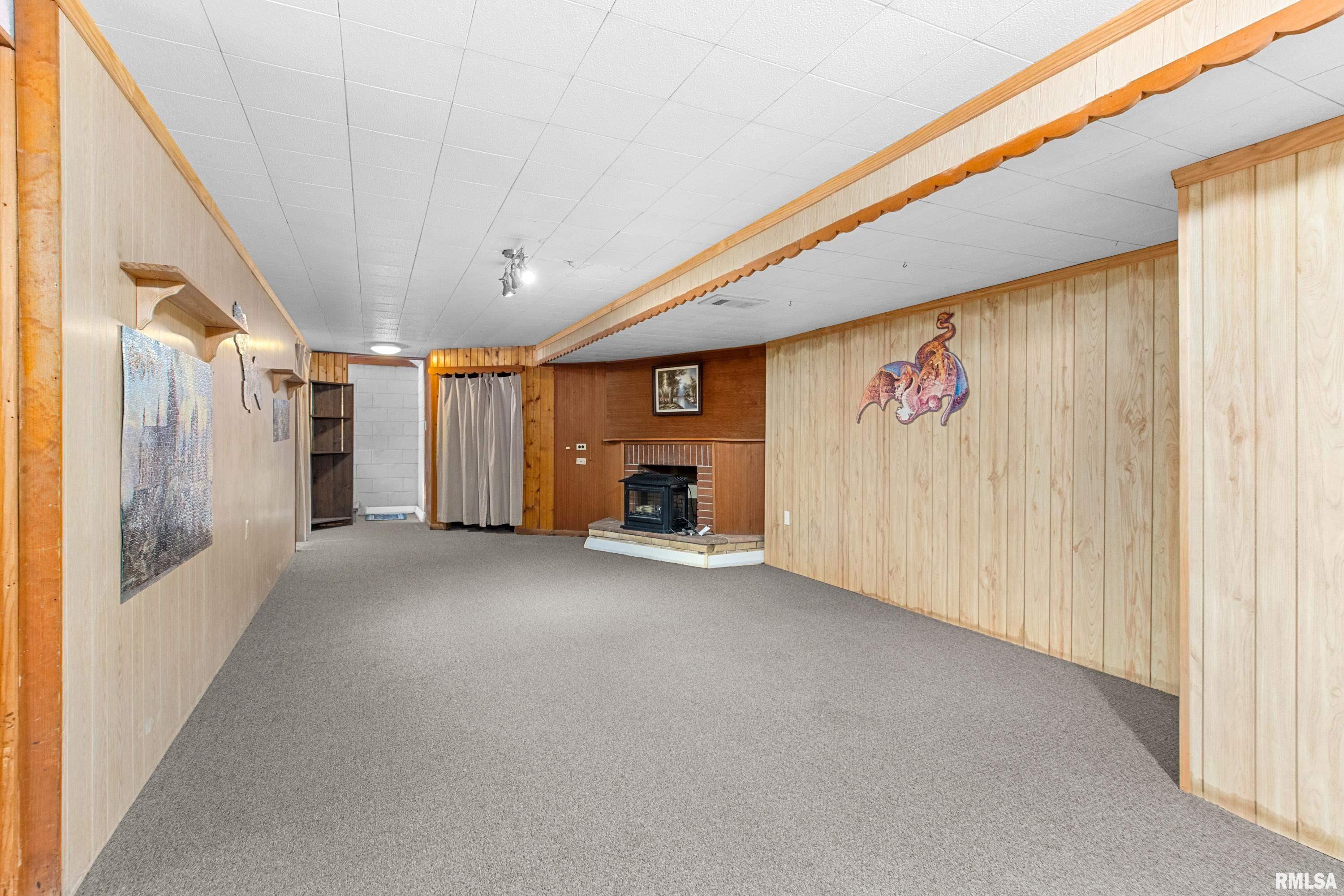 208 East Butternut Street Elmwood, IL 61529 - Photo 34 of 37