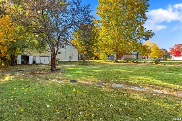 $119,900 | 208 East Butternut Street, Elmwood, IL 61529