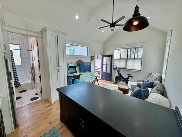 $9,500 | 805 Cordell Street, Houston, TX 77009