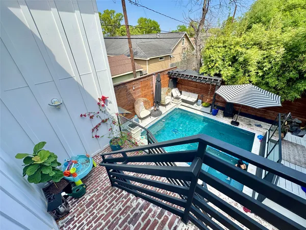 $9,500 | 805 Cordell Street, Houston, TX 77009