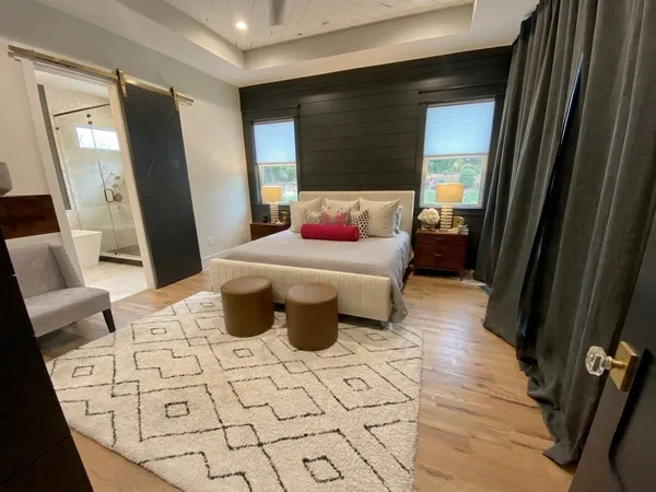 $10,000 | 805 Cordell Street, Houston, TX 77009