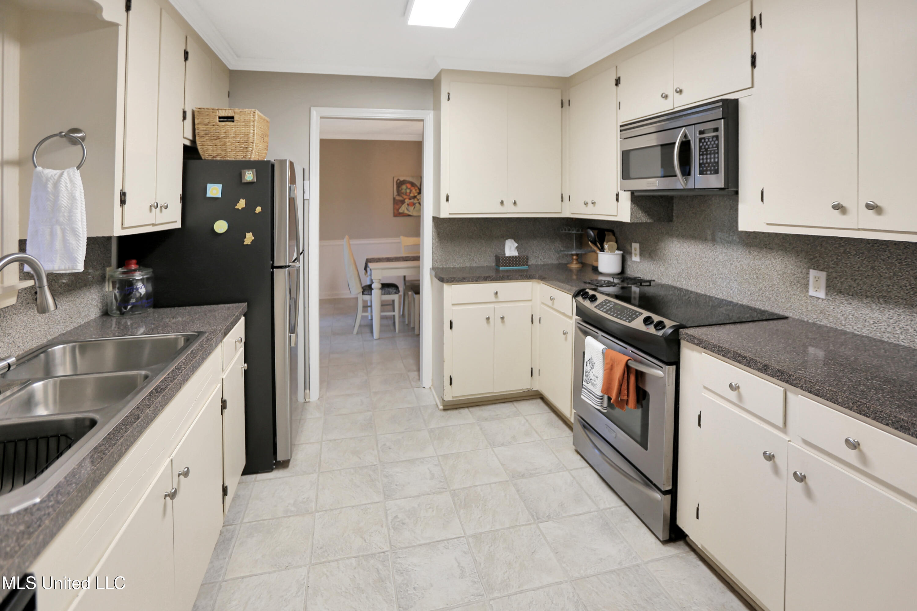 147 Beaver Bend Canton, MS 39046 - Photo 12 of 30 147 Beaver Bend - 3