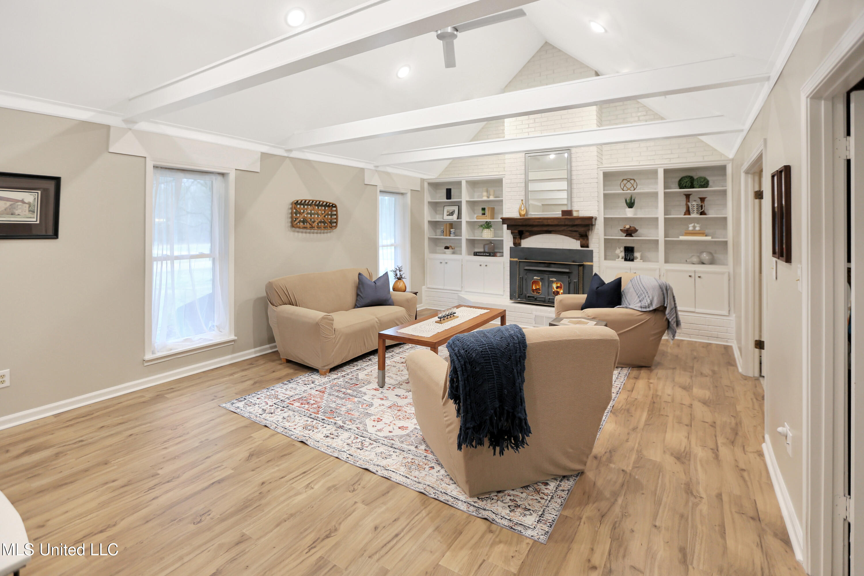 147 Beaver Bend Canton, MS 39046 - Photo 4 of 30 147 Beaver Bend - 11