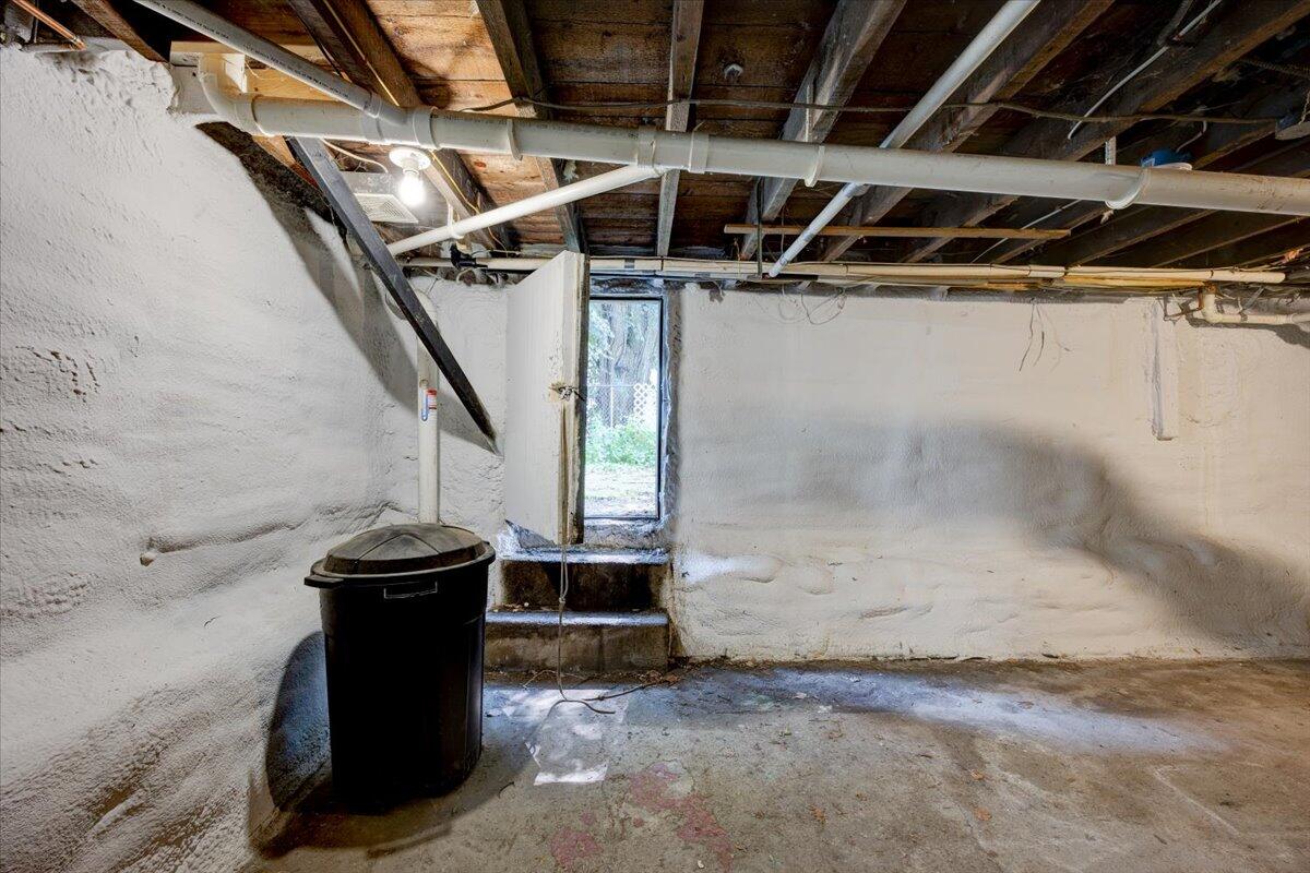 276 B Danforth Street Portland, ME 04102 - Photo 30 of 31 33-276 Danforth-33