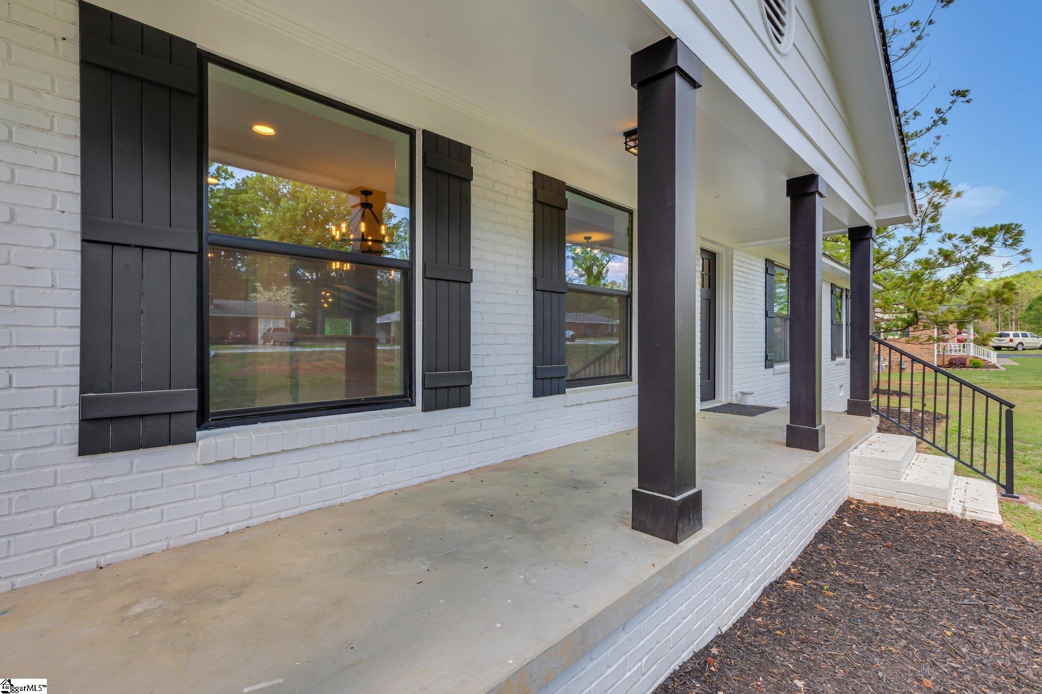 181 State Rd S-30-483 Clinton, SC 29325 - Photo 5 of 38 Gallery Image 5