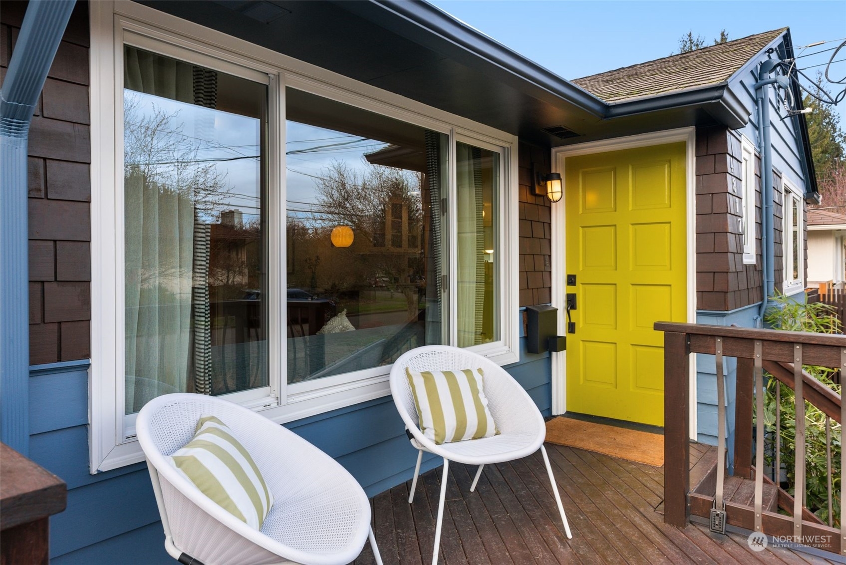4817 Southwest Graham Street Seattle, WA 98136 - Photo 5 of 34 Gallery Image 5