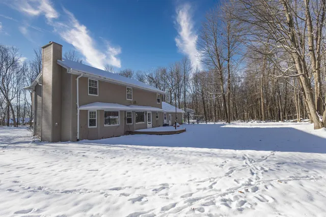 $548,500 | N2559 Pleasant View Lane, Waupaca, WI 54981
