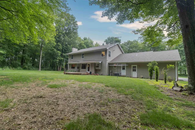 $548,500 | N2559 Pleasant View Lane, Waupaca, WI 54981