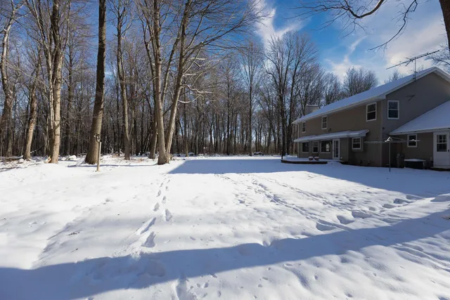 $548,500 | N2559 Pleasant View Lane, Waupaca, WI 54981