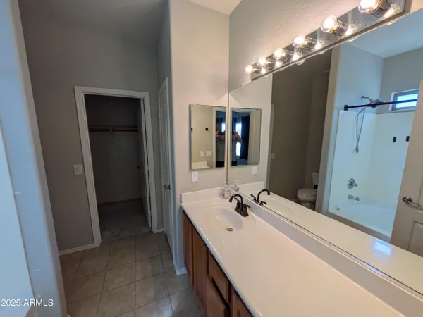 $2,500 | 1459 East Megan Drive, San Tan Valley, AZ 85140
