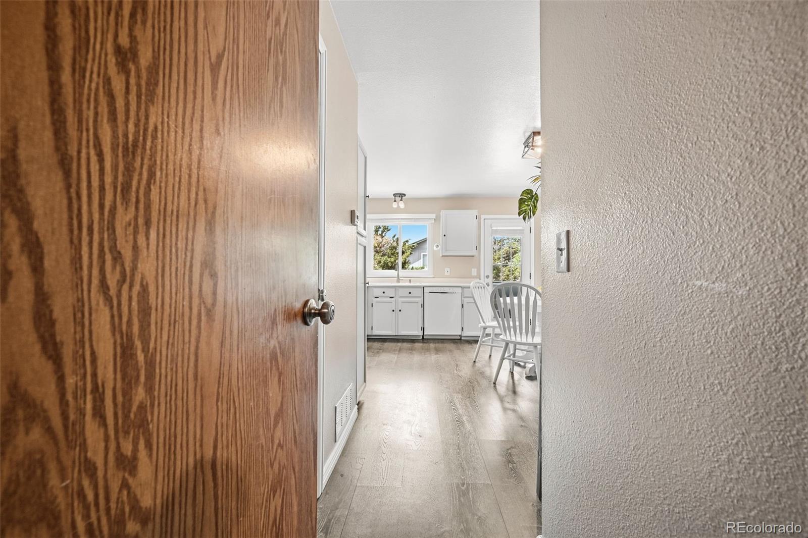 562 East Arden Circle Highlands Ranch, CO 80126 - Photo 11 of 43